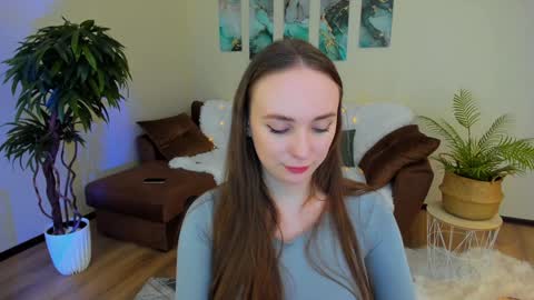 Snapshot of pieceofinspiration chatting on February 7, 2025, 10:29 am Emelie online show from February 7, 2025, 10:29 am