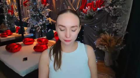 Snapshot of pieceofinspiration chatting on February 16, 2025, 1:27 pm Emelie online show from February 16, 2025, 1:27 pm
