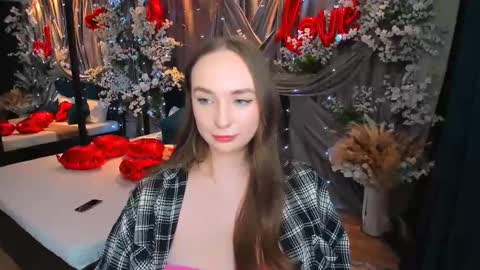 Snapshot of pieceofinspiration chatting on February 20, 2025, 12:08 am Emelie online show from February 20, 2025, 12:08 am