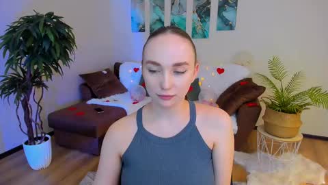 Snapshot of pieceofinspiration chatting on February 22, 2025, 1:13 pm Emelie online show from February 22, 2025, 1:13 pm