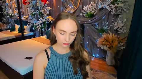 Snapshot of pieceofinspiration chatting on February 24, 2025, 4:58 pm Emelie online show from February 24, 2025, 4:58 pm