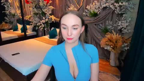 Snapshot of pieceofinspiration chatting on February 24, 2025, 11:09 pm Emelie online show from February 24, 2025, 11:09 pm