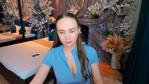 Snapshot of pieceofinspiration chatting on February 26, 2025, 1:43 am Emelie online show from February 26, 2025, 1:43 am