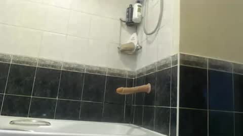 piercedcock069 online show from May 4, 2026, 10:22 am