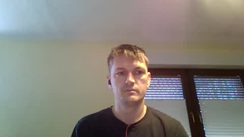 piercingsxxx online show from February 25, 2025, 10:04 am