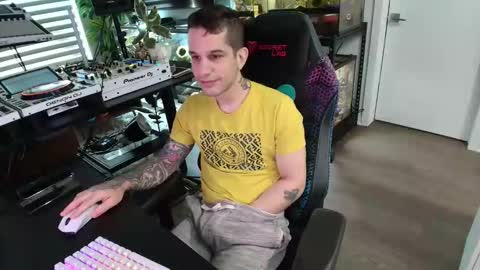 Pierre Fitch online show from December 21, 2025, 3:08 pm