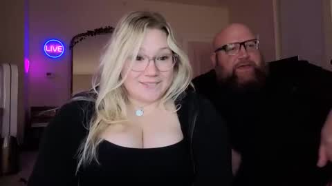 Piggy Rose online show from March 28, 2026, 2:00 am