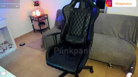 Snapshot of piinkpandora chatting on February 15, 2026, 1:09 pm PiinkPandora online show from February 15, 2026, 1:09 pm