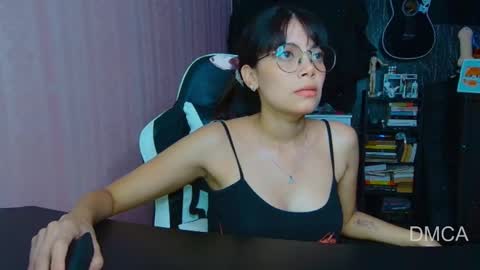 Snapshot of piixiie_d_oll chatting on September 16, 2025, 3:18 am Andrea G online show from September 16, 2025, 3:18 am