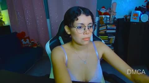 Andrea G online show from December 22, 2025, 3:25 am