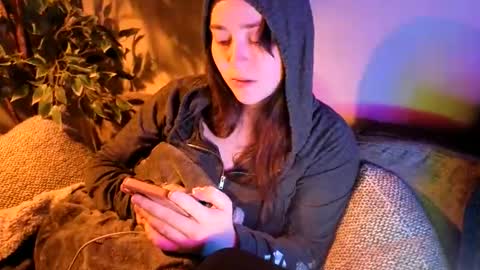 PilloGoddess online show from May 31, 2026, 7:26 am