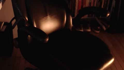 Pimp Robo online show from November 30, 2025, 2:32 pm