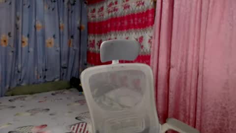 Snapshot of pinay_singlemomxs chatting on July 9, 2026, 4:33 pm pinay_singlemomxs online show from July 9, 2026, 4:33 pm