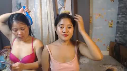 Snapshot of pinayhotmama08 chatting on February 23, 2026, 1:25 am pinayhotmama08 online show from February 23, 2026, 1:25 am