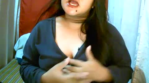 Snapshot of pinayjona chatting on February 26, 2025, 10:58 am pinayjona online show from February 26, 2025, 10:58 am