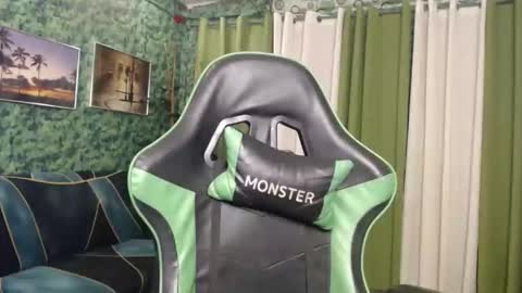 PnayMistress1983 online show from November 23, 2025, 2:22 am