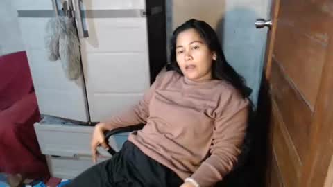Snapshot of pinaysunday chatting on January 14, 2025, 9:35 am pinaysunday online show from January 14, 2025, 9:35 am