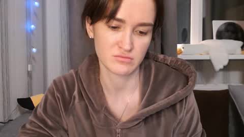       online show from December 21, 2024, 5:40 pm