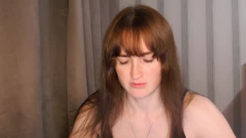 Snapshot of pineapple__mood chatting on February 22, 2026, 5:11 pm online show from February 22, 2026, 5:11 pm