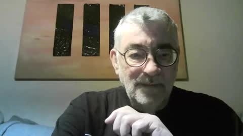 Snapshot of pinholder chatting on December 3, 2024, 5:20 am Michael online show from December 3, 2024, 5:20 am