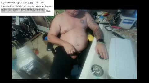 Snapshot of pini_z chatting on January 26, 2025, 8:02 pm pini_z online show from January 26, 2025, 8:02 pm
