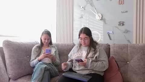 pink_as online show from February 4, 2026, 2:01 pm