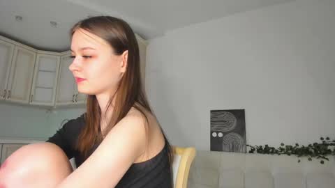 Snapshot of pink_banny chatting on April 17, 2026, 4:54 pm Alex online show from April 17, 2026, 4:54 pm