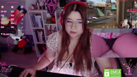 Kitty online show from December 3, 2025, 10:19 pm