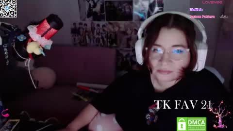 Snapshot of pink_girl0n chatting on July 2, 2026, 6:52 am Kitty online show from July 2, 2026, 6:52 am