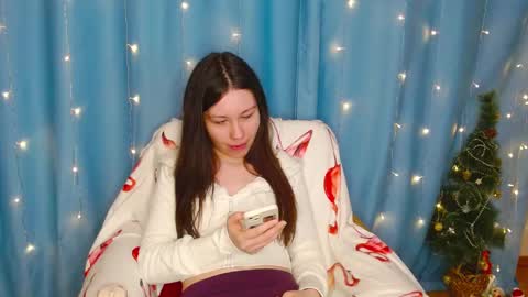 Snapshot of pink_pikachu_ chatting on January 7, 2025, 9:14 pm Pikachu pika online show from January 7, 2025, 9:14 pm