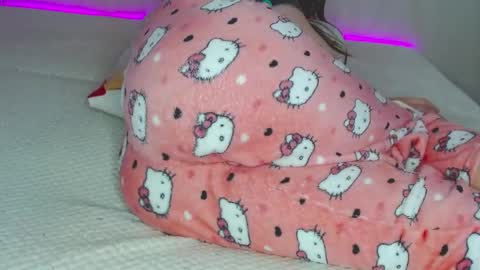 Snapshot of pink_pikachu_ chatting on February 18, 2025, 4:48 pm Pikachu pika online show from February 18, 2025, 4:48 pm