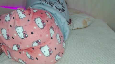 Snapshot of pink_pikachu_ chatting on February 21, 2025, 11:10 pm Pikachu pika online show from February 21, 2025, 11:10 pm