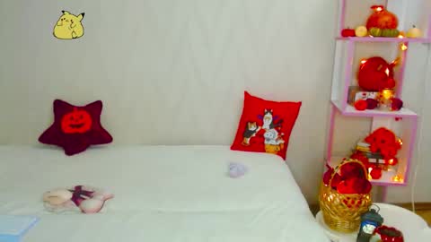 Snapshot of pink_pikachu_ chatting on October 23, 2025, 9:24 pm Pikachu pika online show from October 23, 2025, 9:24 pm