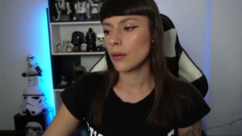 Emily online show from May 7, 2026, 7:52 pm