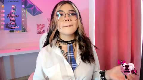 PINKK online show from January 16, 2026, 1:04 pm