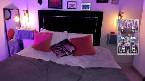 PINKK online show from April 1, 2026, 1:52 pm