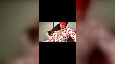 pinkkblossomm online show from January 18, 2026, 4:49 am