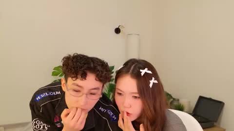 Li long hair and Rude short hair online show from March 26, 2026, 8:47 pm