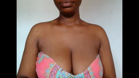 pinkxsugar online show from February 23, 2026, 1:08 pm