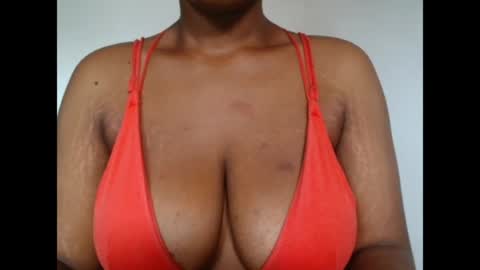 Snapshot of pinkxsugar chatting on July 2, 2026, 7:25 am pinkxsugar online show from July 2, 2026, 7:25 am