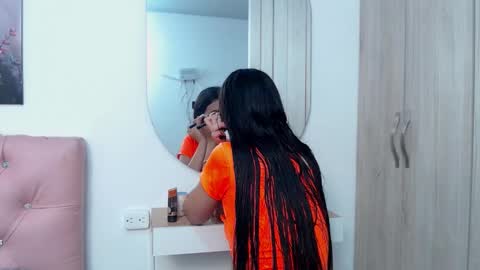 Snapshot of pinky_f00x chatting on December 20, 2025, 7:21 pm pinky_f00x online show from December 20, 2025, 7:21 pm