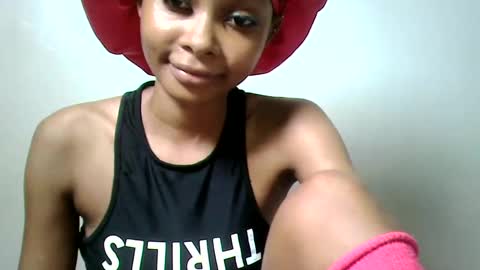 pinky_lov online show from March 4, 2025, 9:54 pm