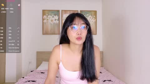 Polly online show from April 14, 2026, 9:04 am