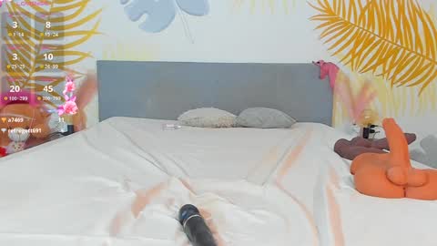 Snapshot of pinkyishere chatting on March 6, 2025, 11:58 am Pinkyishere online show from March 6, 2025, 11:58 am