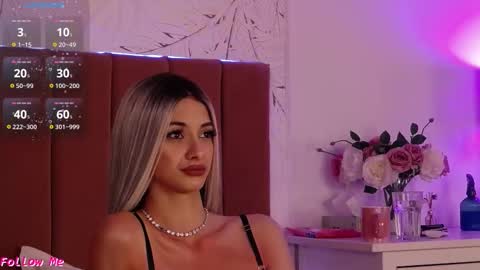 Pinky online show from January 7, 2026, 7:27 pm