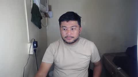 Snapshot of pinoy041087 chatting on February 9, 2026, 9:35 am pinoy041087 online show from February 9, 2026, 9:35 am