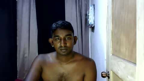 rayvienn online show from April 3, 2026, 12:36 pm