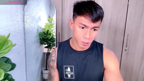 ethan online show from November 17, 2025, 12:22 pm