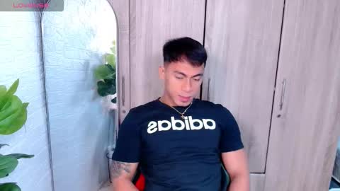 ethan online show from November 25, 2025, 4:01 am