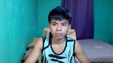 Snapshot of pinoymonstercock_xx chatting on October 13, 2025, 6:35 am WIN WIN JAY AR online show from October 13, 2025, 6:35 am